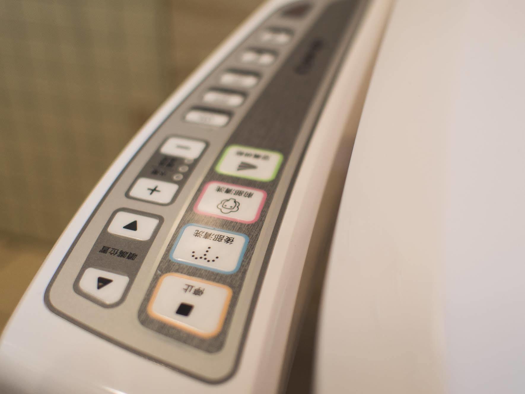 Kun Hotel Taichung Eksteriør billede